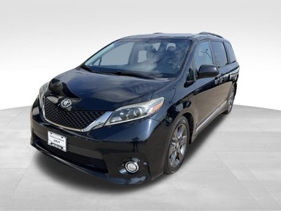 Used 2016 Toyota Sienna SE Premium