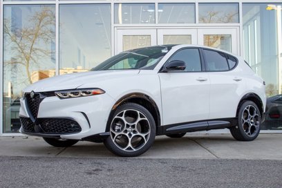 New 2025 Alfa Romeo Tonale w/ Premium Package
