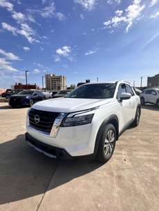 New 2025 Nissan Pathfinder SL