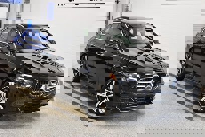 New 2025 Mercedes-Benz C 300 4MATIC Sedan
