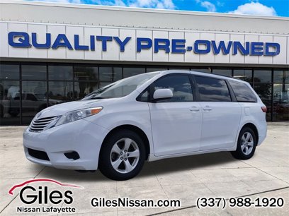 Used 2017 Toyota Sienna LE