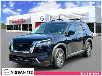Certified 2024 Nissan Pathfinder SV w/ Lighting Package (N92)