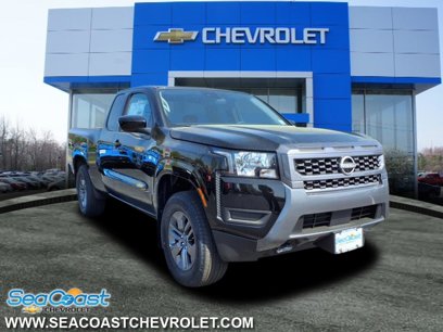 Used 2025 Nissan Frontier SV
