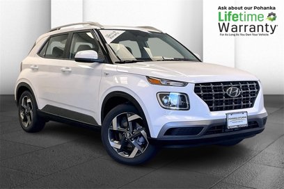New 2025 Hyundai Venue SEL