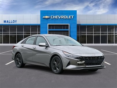 Used 2023 Hyundai Elantra SEL w/ Cargo Package