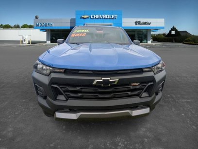 New 2025 Chevrolet Colorado Trail Boss w/ Midnight Edition