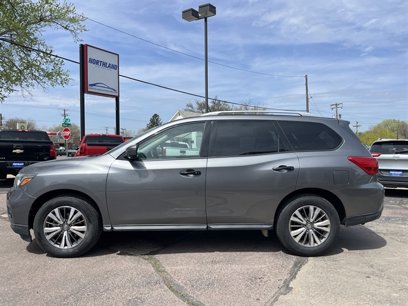 Used 2018 Nissan Pathfinder SL