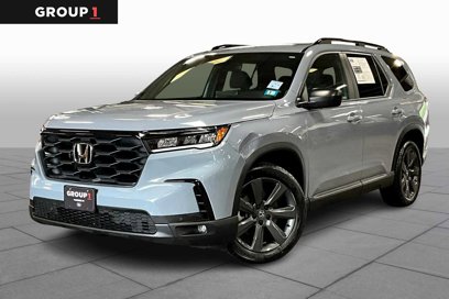 Used 2025 Honda Pilot Sport