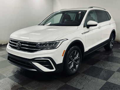 Certified 2022 Volkswagen Tiguan SE