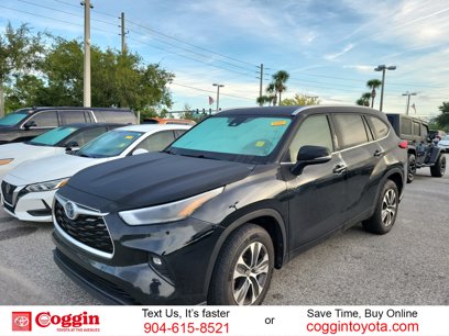 Used 2022 Toyota Highlander XLE