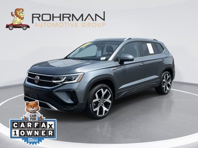 Used 2022 Volkswagen Taos SEL w/ Panoramic Sunroof Package