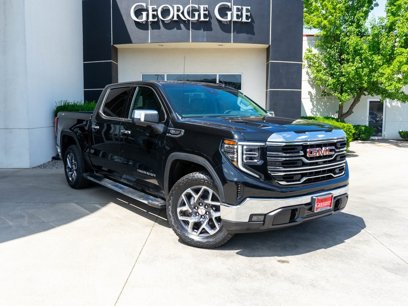 New 2025 GMC Sierra 1500 SLT w/ SLT Premium Plus Package