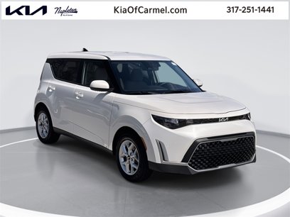 Used 2023 Kia Soul LX w/ LX Technology Package