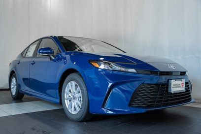 New 2025 Toyota Camry LE