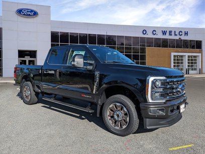 New 2025 Ford F350 King Ranch w/ FX4 Off-Road Package