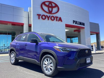 New 2025 Toyota Corolla Cross LE