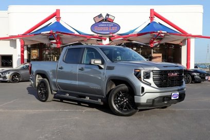 Used 2023 GMC Sierra 1500 Pro w/ Graphite Edition