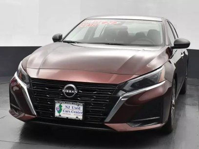 Used 2024 Nissan Altima 2.5 SV