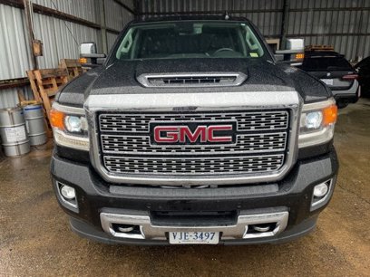 Used 2019 GMC Sierra 2500 Denali w/ Duramax Plus Package