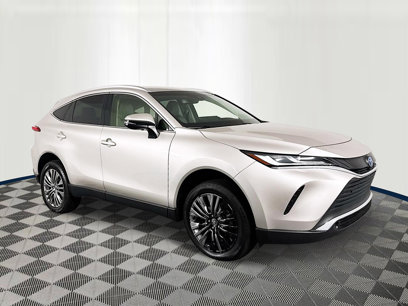 Used 2022 Toyota Venza LE