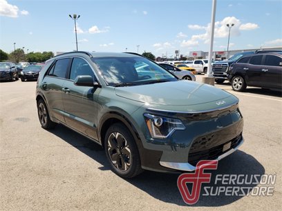 New 2025 Kia Niro Wind