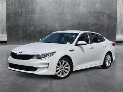 Used 2018 Kia Optima LX w/ 17" Alloy Wheels Package