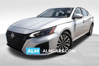 Used 2023 Nissan Altima 2.5 SV