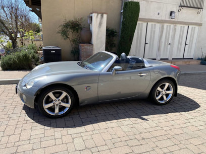 Used 2006 Pontiac Solstice Convertible w/ Premium Package
