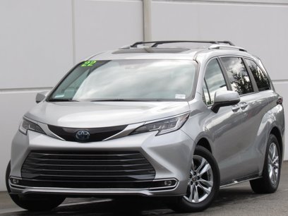 Certified 2022 Toyota Sienna Limited