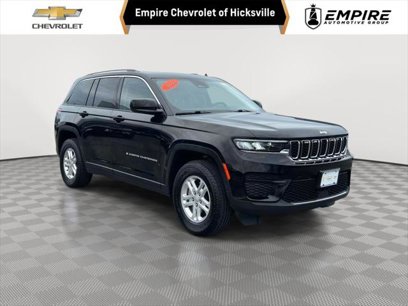 Used 2022 Jeep Grand Cherokee Laredo w/ Luxury Tech Group I
