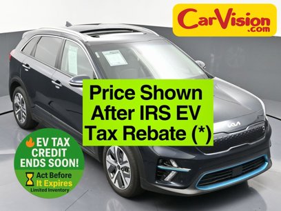Used 2022 Kia Niro EX Premium w/ Cold Weather Package