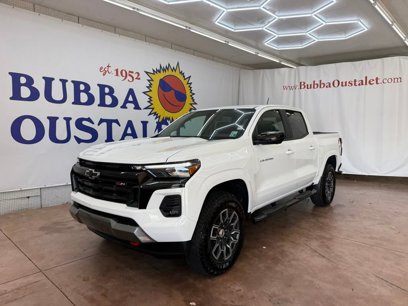 Used 2024 Chevrolet Colorado Z71 w/ Z71 Convenience Package 2