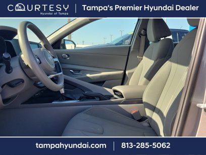 Certified 2022 Hyundai Elantra SEL w/ Preferred Accessory Package