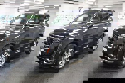 New 2025 Cadillac XT6 Luxury