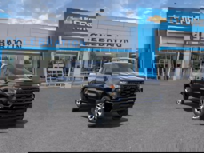 New 2025 Chevrolet Silverado 1500 Custom