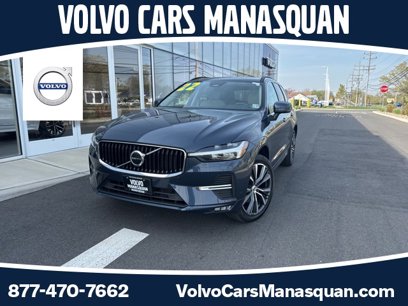 Certified 2022 Volvo XC60 B5 Momentum w/ Climate Package