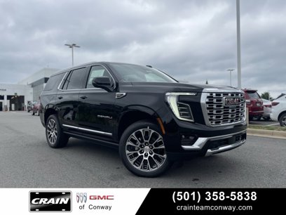 New 2025 GMC Yukon Denali w/ Sun & Power Step Package