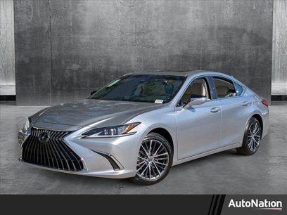 New 2025 Lexus ES 350 w/ Premium Package