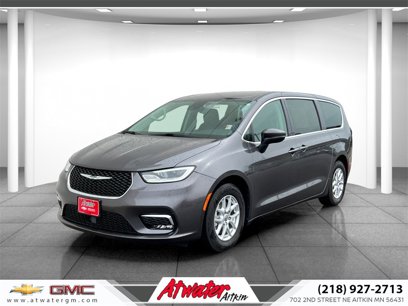 Used 2023 Chrysler Pacifica Touring-L