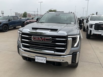 New 2025 GMC Sierra 2500 SLT w/ SLT Convenience Package