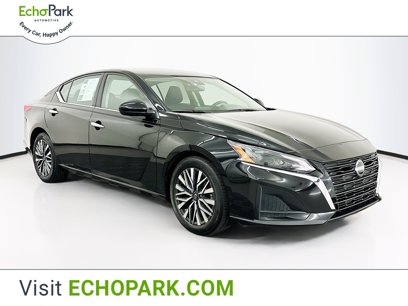 Used 2023 Nissan Altima 2.5 SV