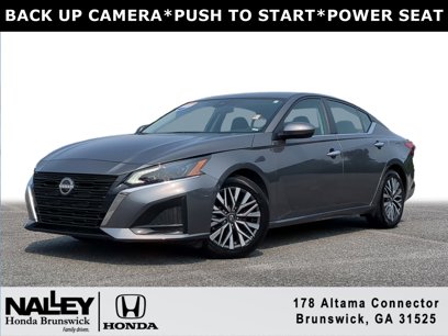 Used 2023 Nissan Altima 2.5 SV