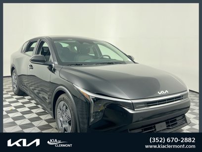 New 2025 Kia K4 LX