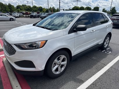 Used 2024 Ford Edge SE