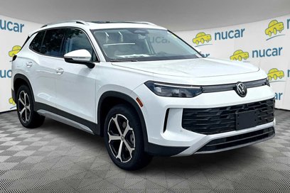 New 2025 Volkswagen Tiguan SE