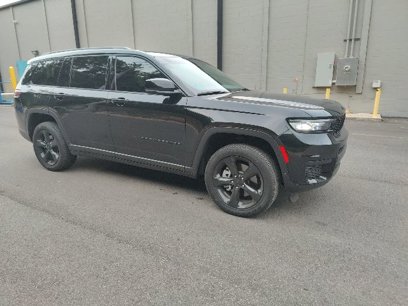 Used 2024 Jeep Grand Cherokee L Laredo