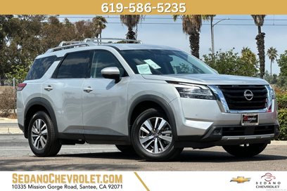 Used 2022 Nissan Pathfinder SL