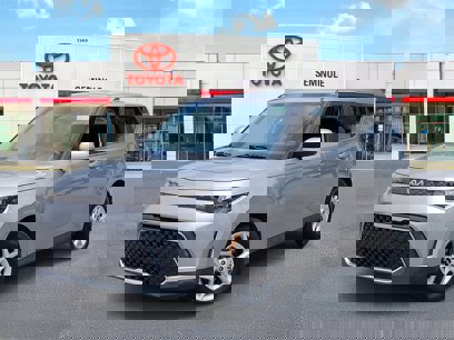 Used 2023 Kia Soul LX w/ Option Group 015