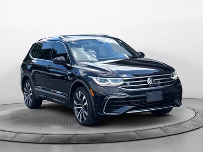 Used 2022 Volkswagen Tiguan SEL R-Line