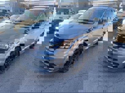 Used 2020 Dodge Journey SE w/ Blacktop Package